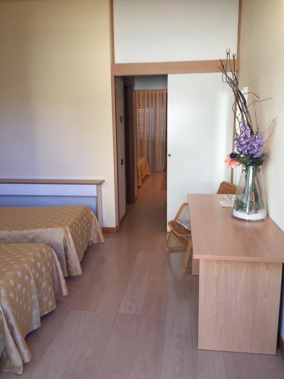 Nuovo Hotel Виджевано Экстерьер фото