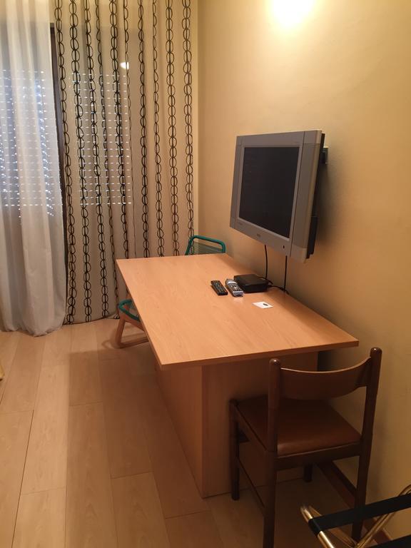 Nuovo Hotel Виджевано Экстерьер фото